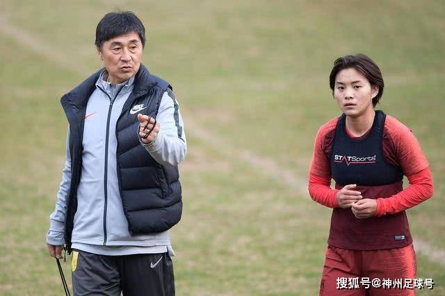 有没有因父母未为你提供住房和车辆而感到不满？